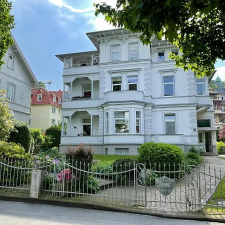 Apartman Ferienwohnung: Eichbaum *